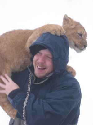 Paul with a lion on his head